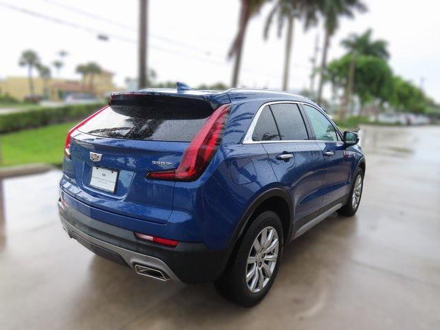 used 2022 Cadillac XT4 car, priced at $28,499