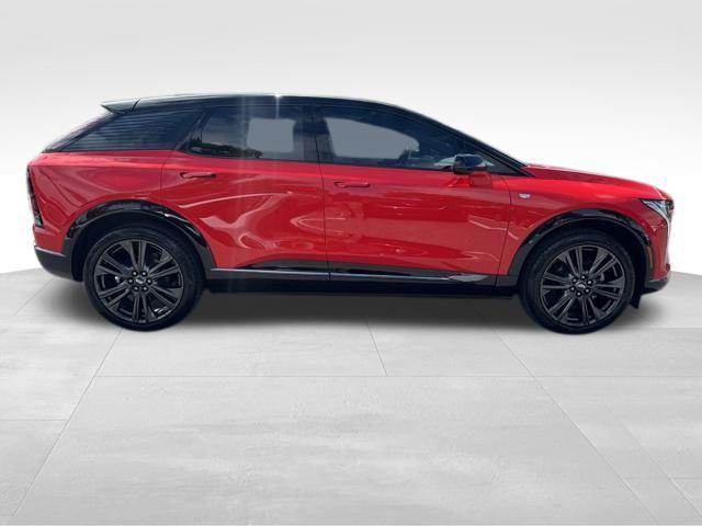 new 2025 Cadillac OPTIQ car, priced at $61,294