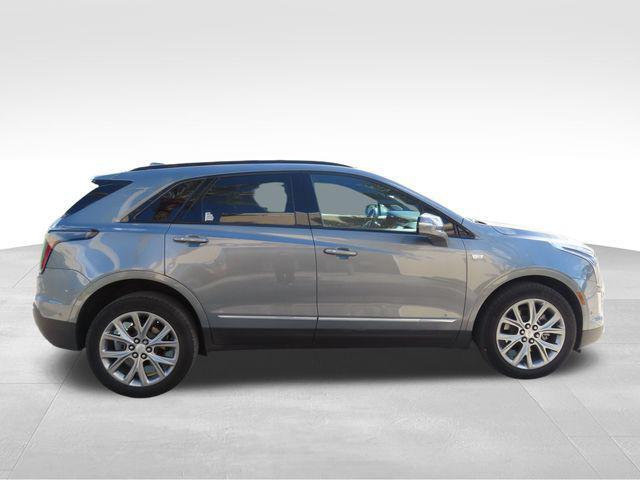 used 2021 Cadillac XT5 car, priced at $32,720