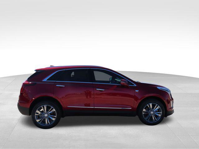 new 2025 Cadillac XT5 car, priced at $54,215