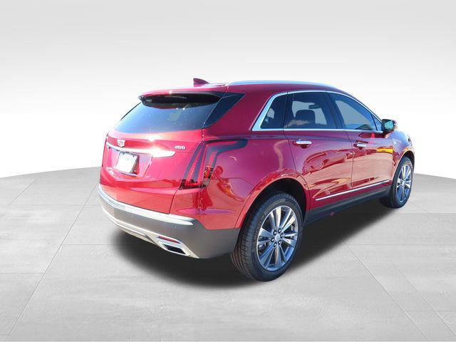 new 2025 Cadillac XT5 car, priced at $54,215