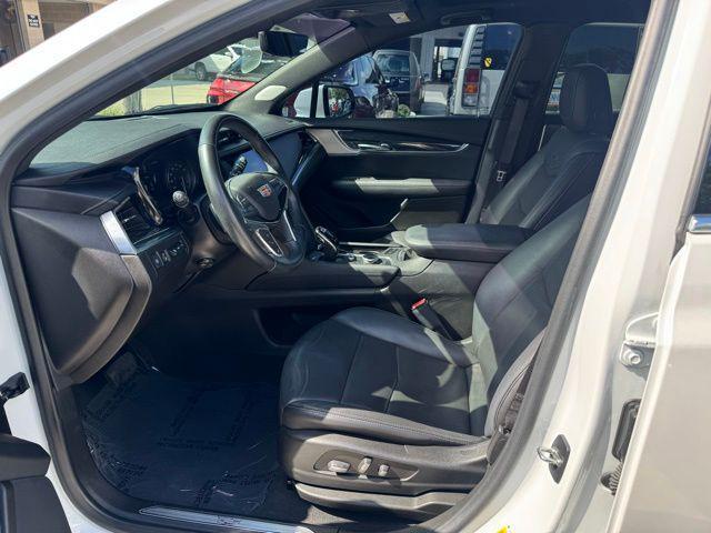 used 2021 Cadillac XT5 car, priced at $28,210