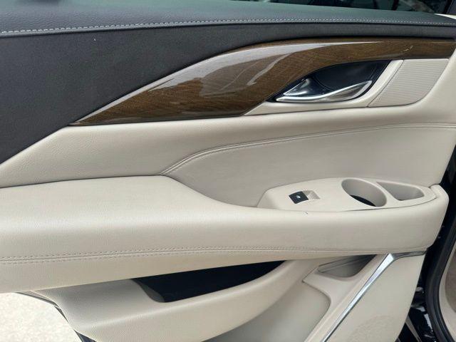 used 2020 Cadillac Escalade car, priced at $29,250