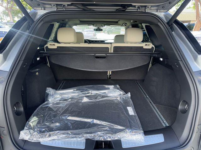new 2025 Cadillac XT5 car, priced at $58,989