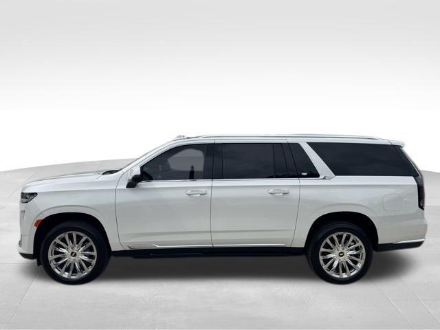 used 2024 Cadillac Escalade ESV car, priced at $89,827
