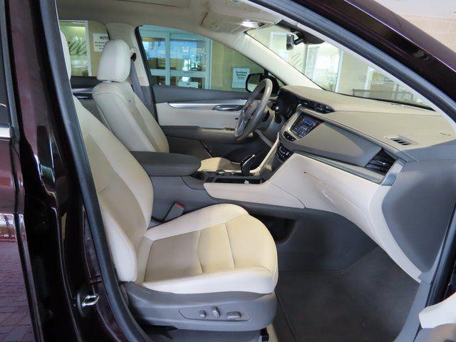 used 2020 Cadillac XT5 car, priced at $22,999