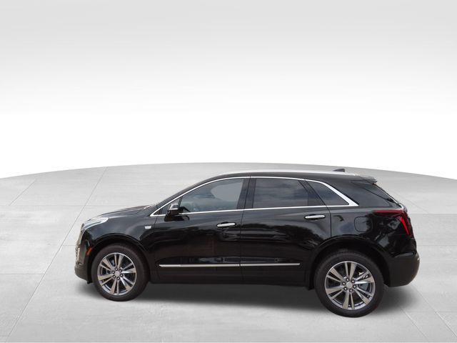 new 2025 Cadillac XT5 car, priced at $56,060