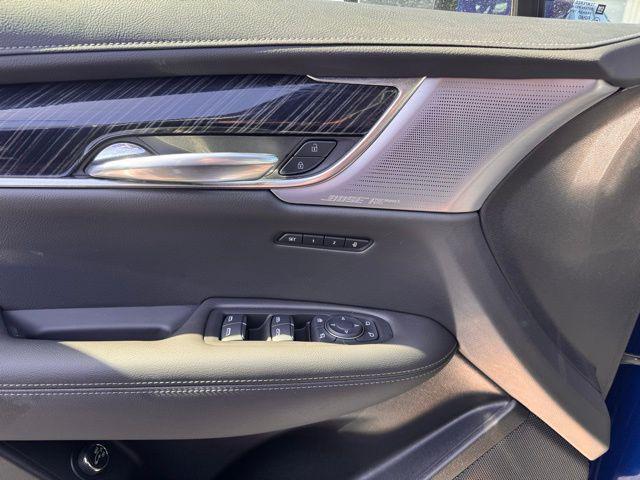 new 2025 Cadillac XT6 car, priced at $61,865