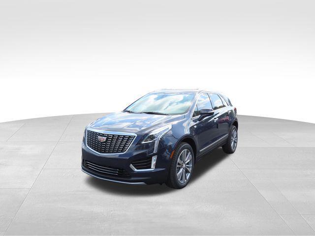 new 2025 Cadillac XT5 car, priced at $57,114