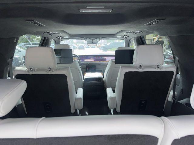 new 2025 Cadillac Escalade ESV car, priced at $125,894