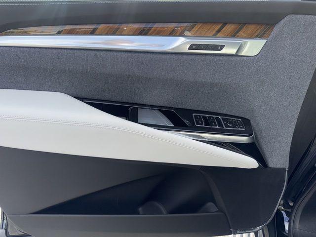 new 2025 Cadillac Escalade ESV car, priced at $125,894