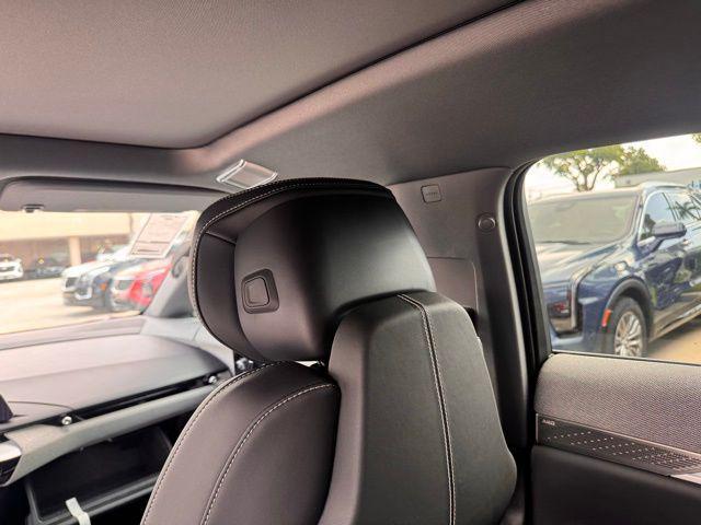 new 2025 Cadillac OPTIQ car, priced at $58,315