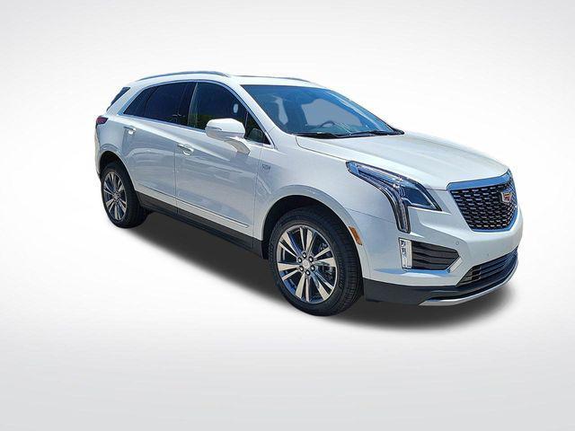 new 2025 Cadillac XT5 car, priced at $53,215