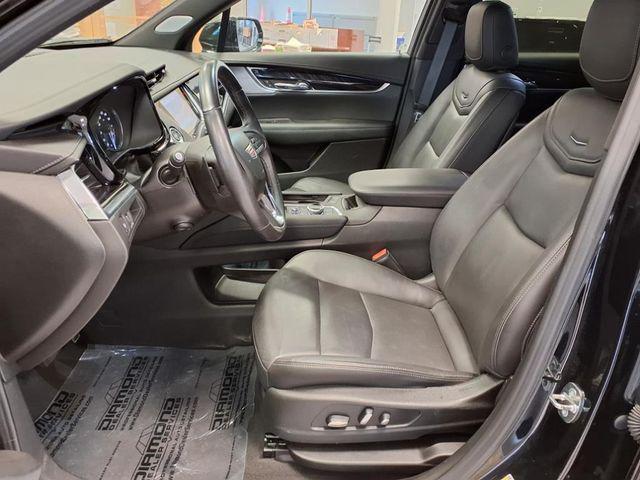 used 2024 Cadillac XT6 car, priced at $41,195