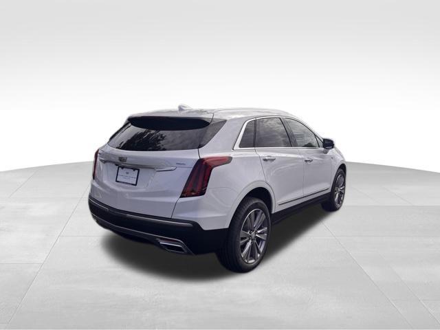 new 2025 Cadillac XT5 car, priced at $54,514