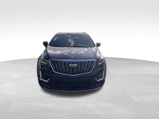 new 2025 Cadillac XT5 car, priced at $53,914