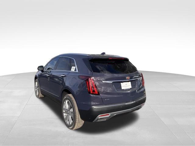 new 2025 Cadillac XT5 car, priced at $57,114