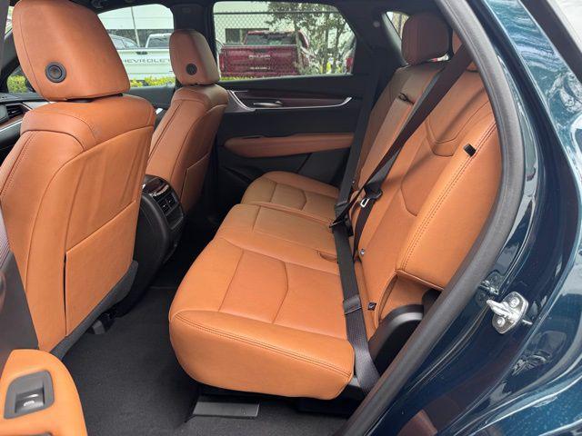 new 2025 Cadillac XT5 car, priced at $53,815