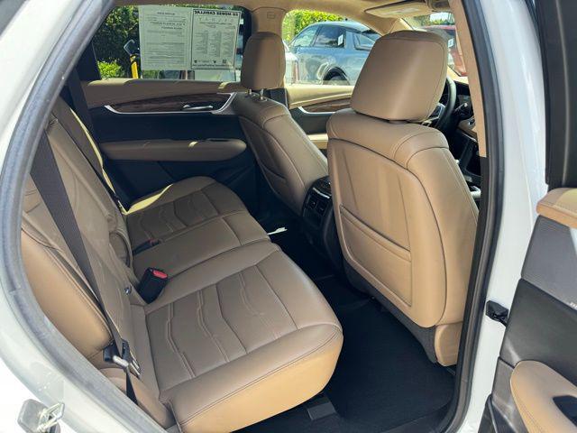 used 2021 Cadillac XT5 car, priced at $29,995