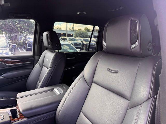 used 2023 Cadillac Escalade ESV car, priced at $60,995