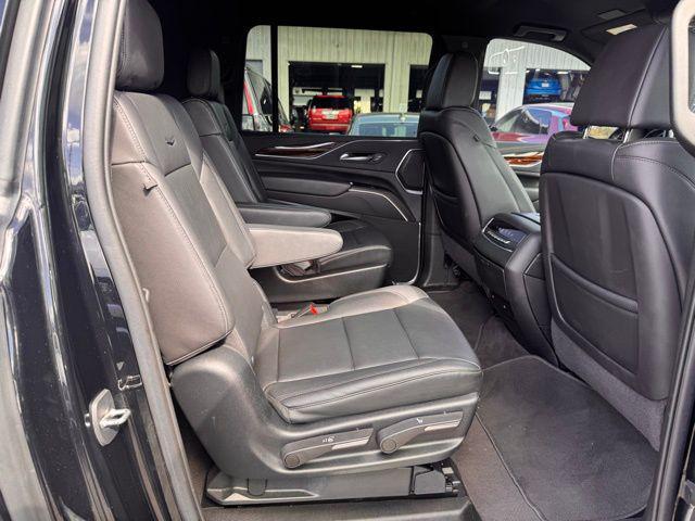 used 2023 Cadillac Escalade ESV car, priced at $60,995