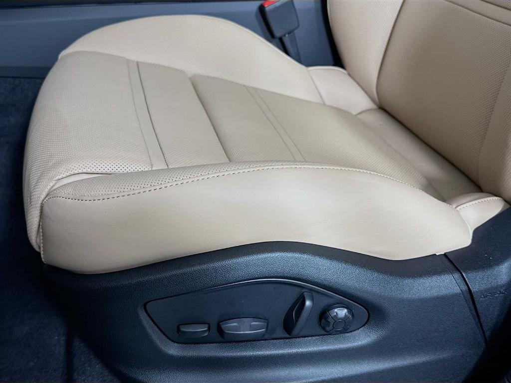 new 2026 Porsche Cayenne car, priced at $107,450