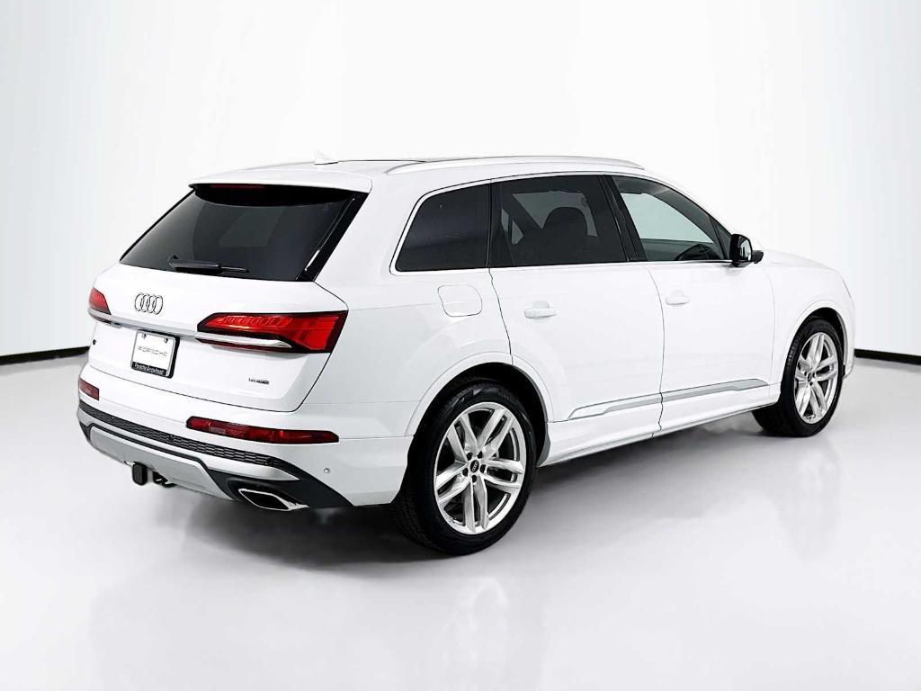 used 2025 Audi Q7 car, priced at $60,300