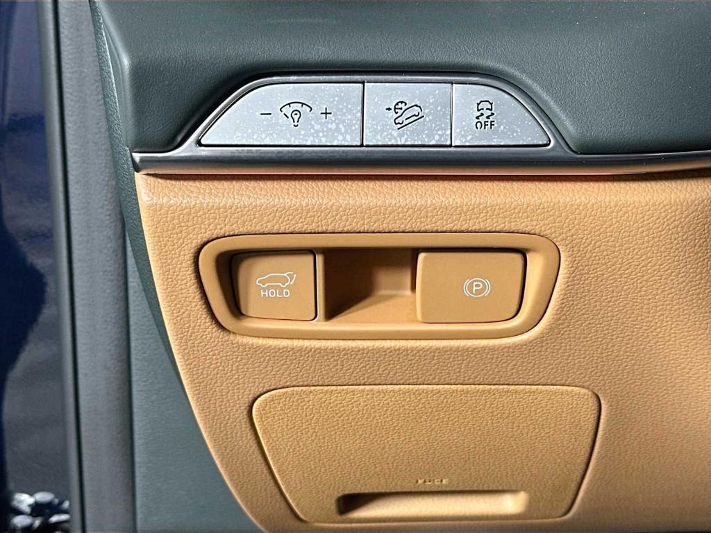 used 2025 Genesis GV80 car, priced at $55,700