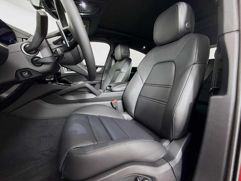 new 2025 Porsche Cayenne car, priced at $139,785