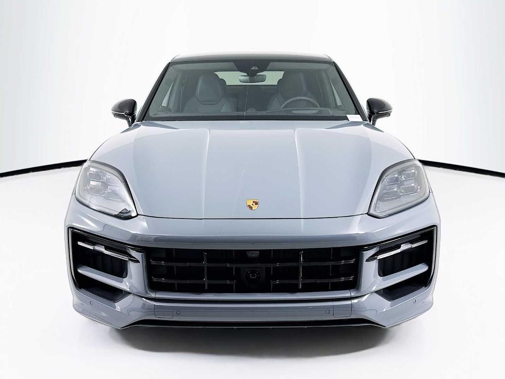 new 2025 Porsche Cayenne car, priced at $163,625