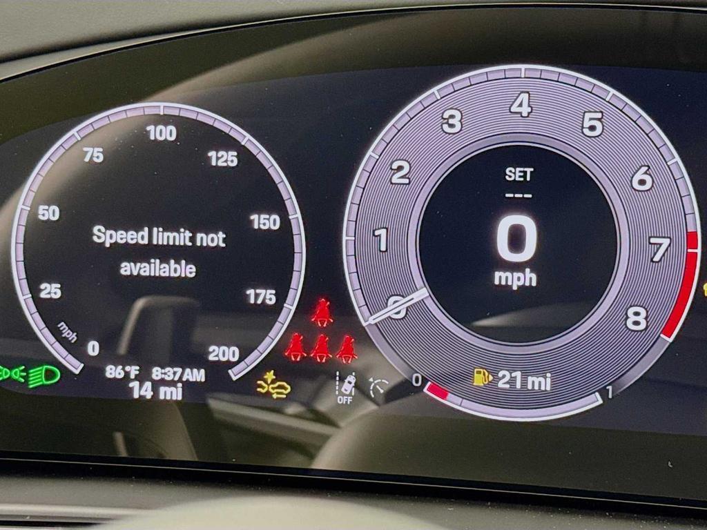 new 2025 Porsche Cayenne car, priced at $163,625