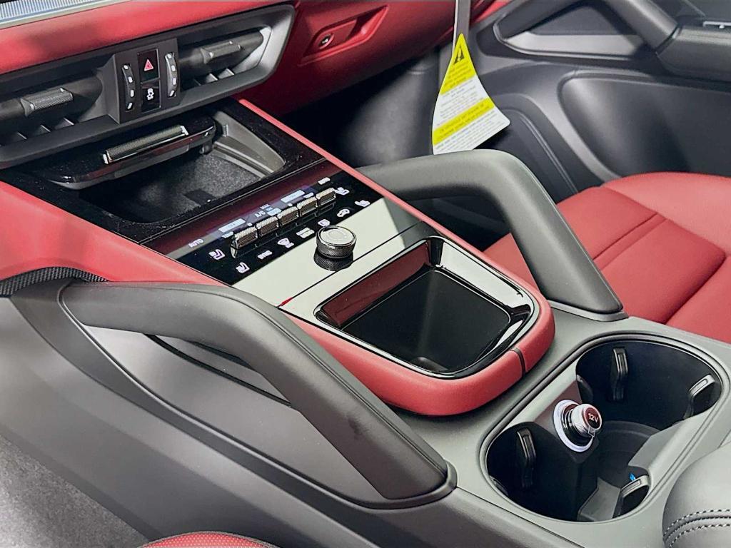 new 2025 Porsche Cayenne car, priced at $109,475