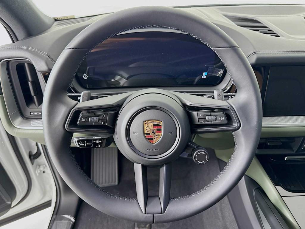 new 2025 Porsche Cayenne car, priced at $106,155