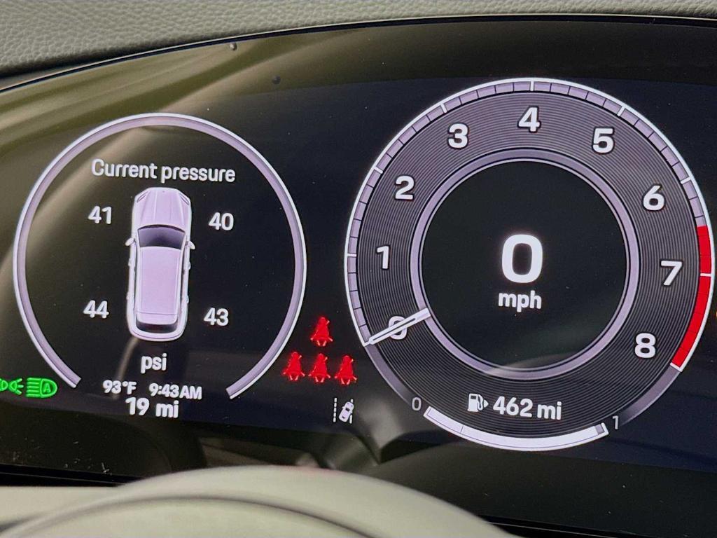new 2026 Porsche Cayenne car, priced at $111,590