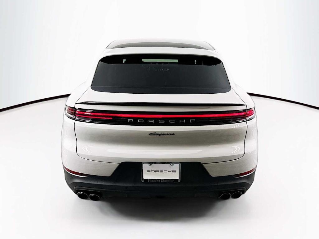 new 2025 Porsche Cayenne car, priced at $112,065