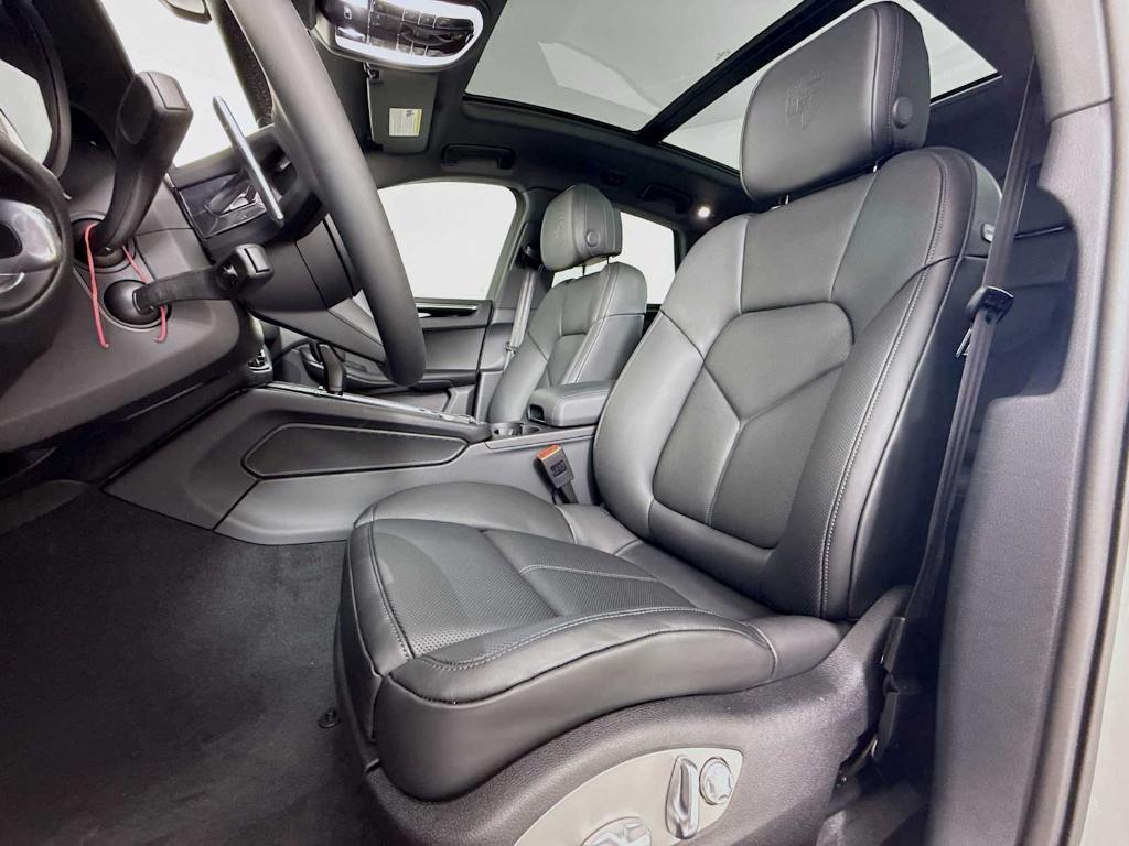 new 2025 Porsche Macan car, priced at $80,685