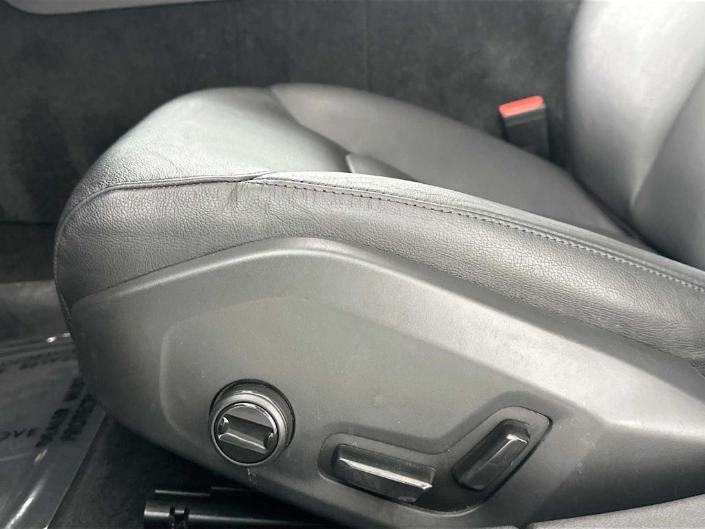 used 2025 Volvo S60 car, priced at $32,400