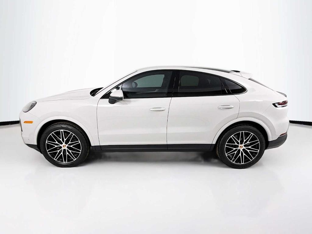 new 2025 Porsche Cayenne car, priced at $112,405