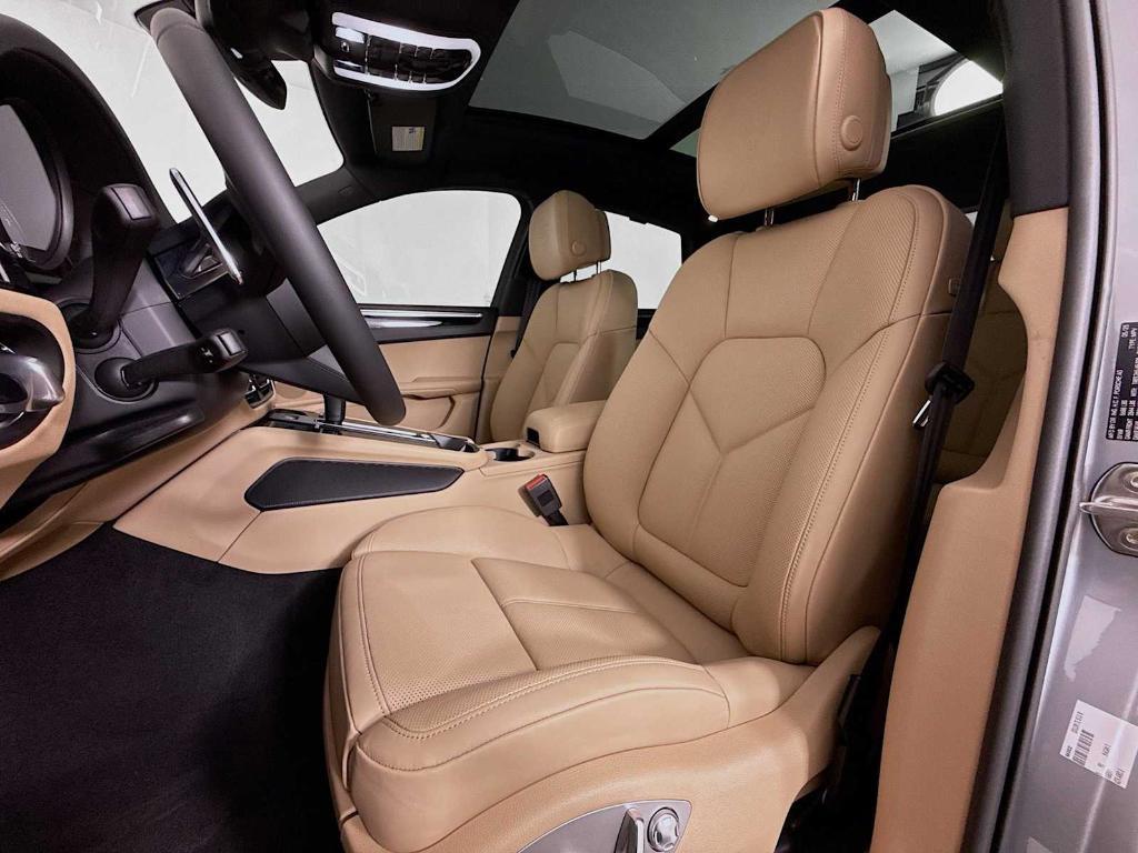 new 2025 Porsche Macan car, priced at $91,975