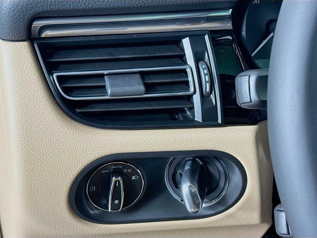 new 2025 Porsche Macan car, priced at $91,975