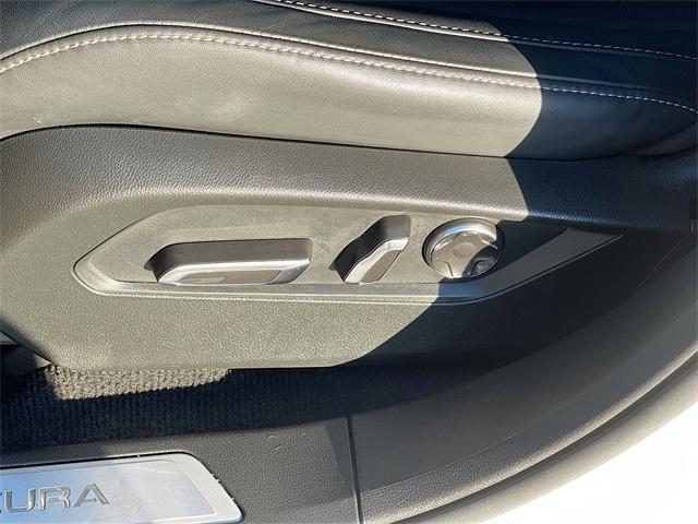 used 2024 Acura RDX car, priced at $33,950