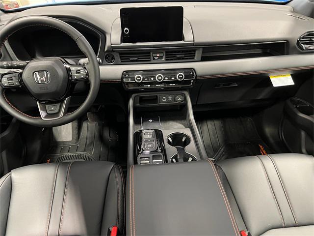 new 2025 Honda Pilot car, priced at $48,135