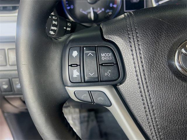used 2018 Toyota Highlander car, priced at $25,350