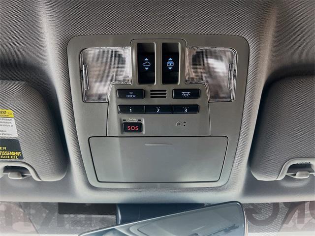 used 2018 Toyota Highlander car, priced at $25,350