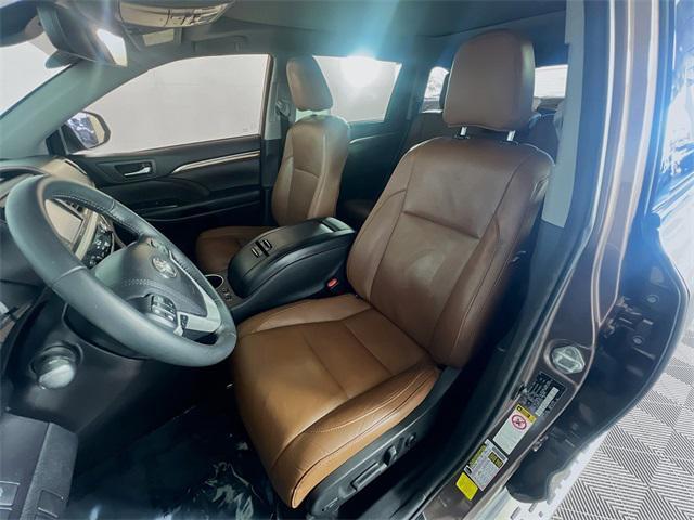 used 2018 Toyota Highlander car, priced at $25,350