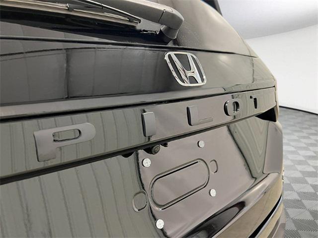 new 2025 Honda Pilot car, priced at $48,859