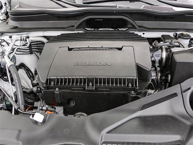 new 2025 Honda Pilot car, priced at $45,048