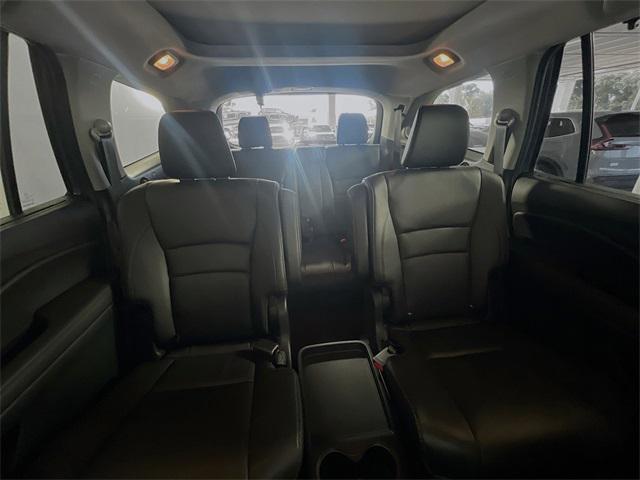 used 2022 Honda Pilot car, priced at $31,545