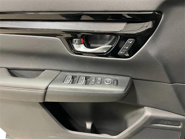 new 2025 Honda CR-V Hybrid car, priced at $38,822