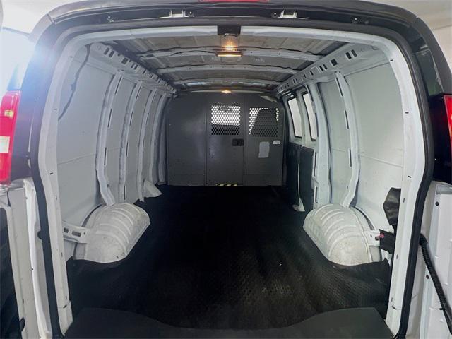 used 2009 Chevrolet Express 1500 car, priced at $13,812